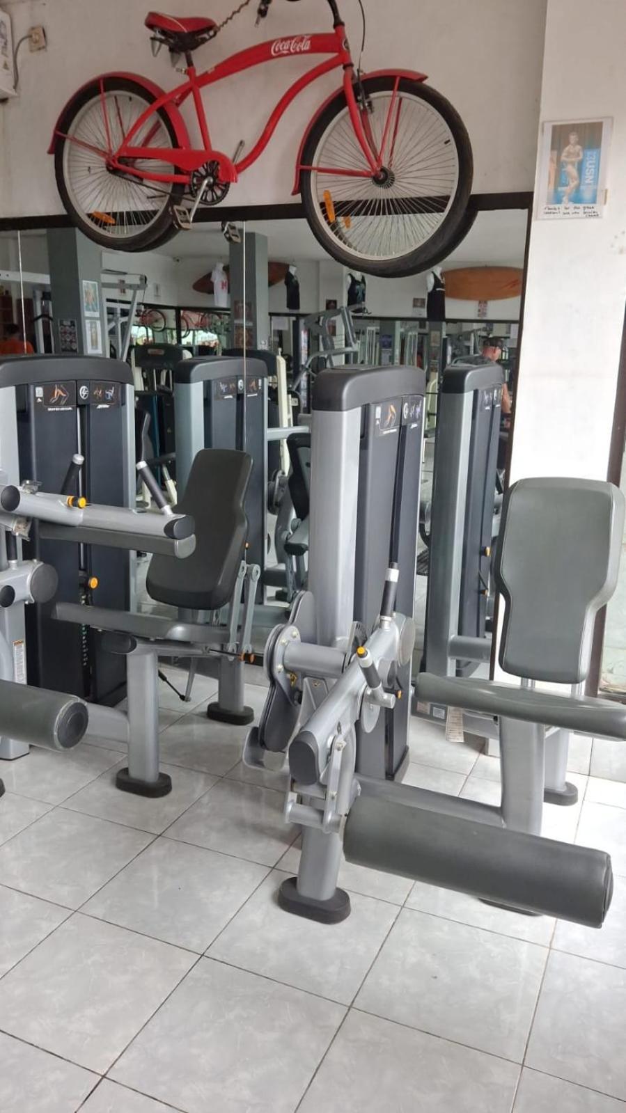 Tropica Gili Total Body Fit - Free Access Gym And Coworking Space Gili Trawangan Exterior foto